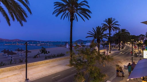 Ivory Apartment Surroundings