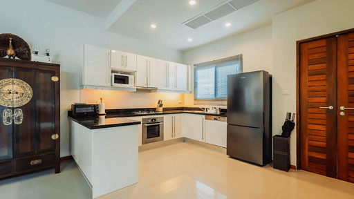 Ivory Villa Kitchen