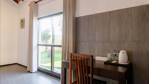 Ivy Beach Villa Bedroom 9