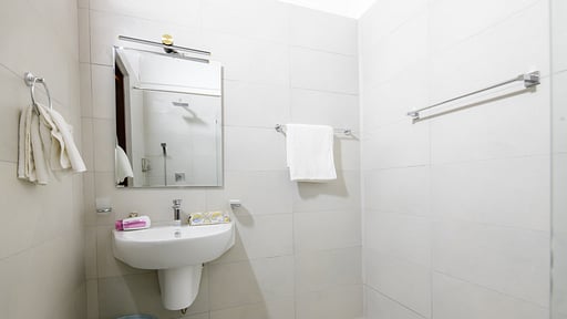 Ivy Beach Villa Bedroom 1