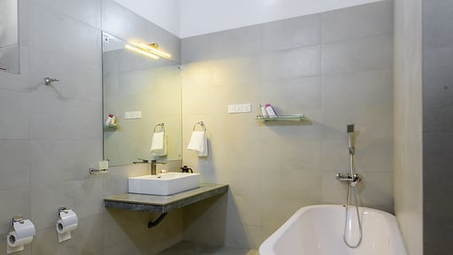 Ivy Beach Villa Bedroom 5