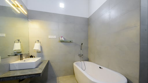 Ivy Beach Villa Bedroom 5