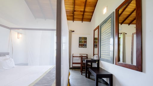 Ivy Beach Villa Bedroom 4