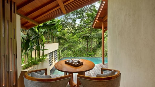 Jannata Villa with Hammock Essecke