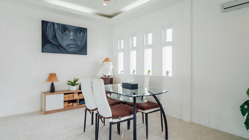 Jasmine Villa Обеденная зона