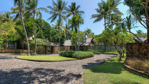 Jeeva Klui Akasha Villa Garden