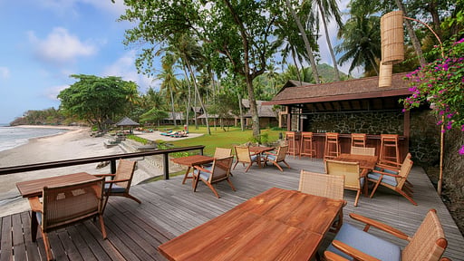 Jeeva Klui Amra Pool Villa Bar