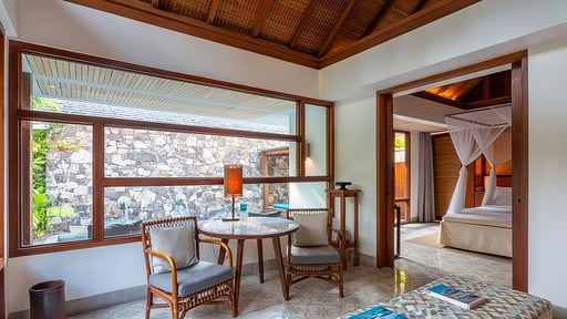 Jeeva Santai Deluxe Pool Villa Dining area