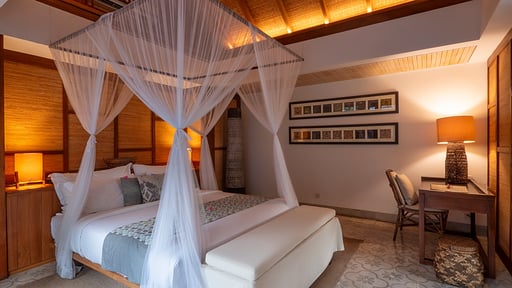 Jeeva Santai Deluxe Pool Villa Bedroom 1