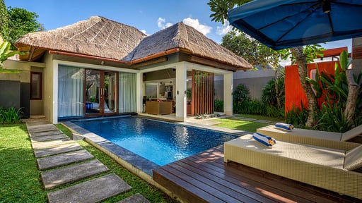 Jerami Royal Pool Villa 1 Piscine