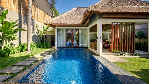 Jerami Royal Pool Villa 1 Piscine