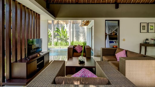 Jerami Royal Pool Villa 1 Salon