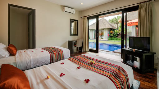Jerami Pool Villa 3 Bedroom 2