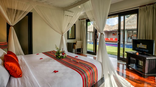 Jerami Pool Villa 3 Bedroom 1