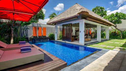 Jerami Royal Pool Villa 3 Swimming pool