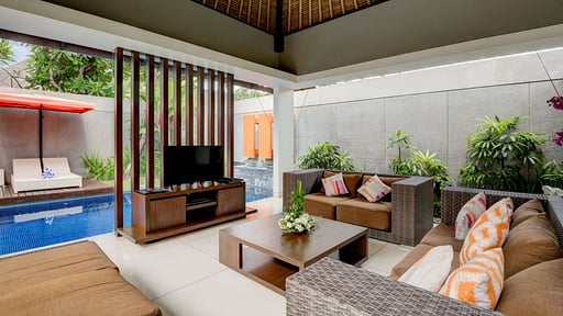 Jerami Royal Pool Villa 3 Living room