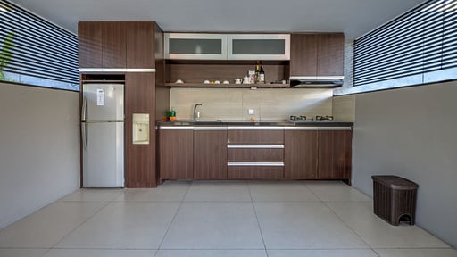 Jerami Pool Villa 2 Kitchen