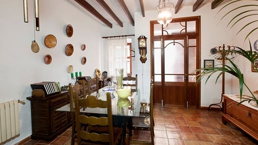 Jesus Townhouse Dining area