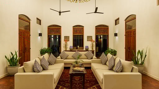JH Villa Living room