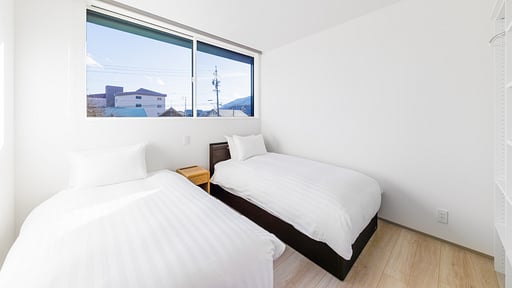 Jolie Maison Chalet Bedroom 4