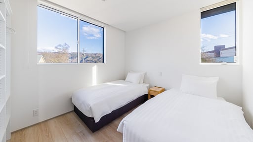 Jolie Maison Chalet Bedroom 3