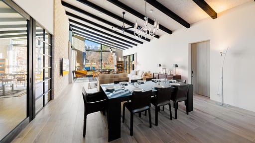 Jolie Maison Chalet Dining area 2