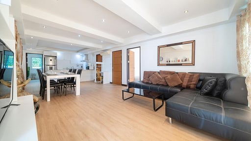 Jungle Villa Phuket Wohnbereich