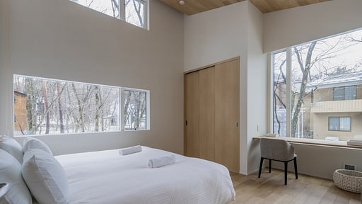 Kairos by The Mountain Bedroom 1