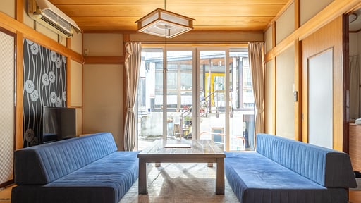 Kalik House Living room