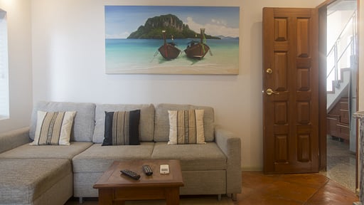 Kalim Beach House Medienraum