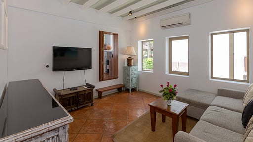 Kalim Beach House Medienraum