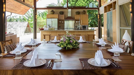 Kalya Residence Обеденная зона