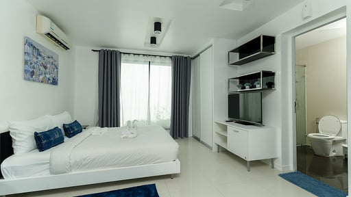 Kamala Regent Pool Villa Slaapkamer 1