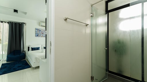 Kamala Regent Pool Villa Slaapkamer 1