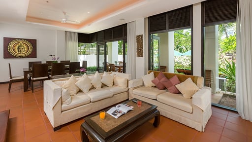 Kanika Residence 1 Living room