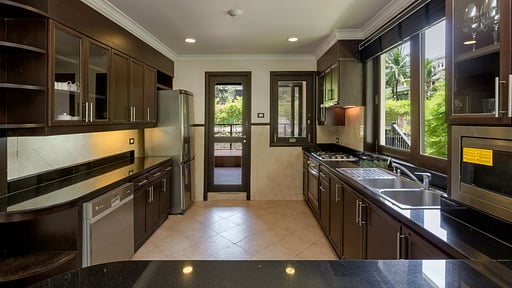 Kanika Residence 1 Kitchen