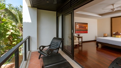 Kanika Residence 2 Терраса/веранда