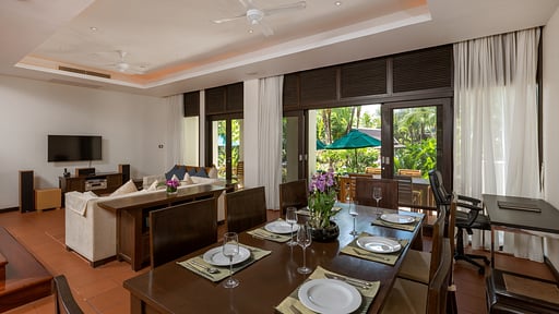 Kanika Residence 2 Обеденная зона