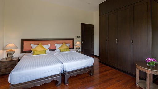 Kanika Residence Penthouse Bedroom 3