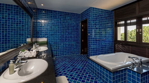 Kanika Residence Penthouse Bedroom 1