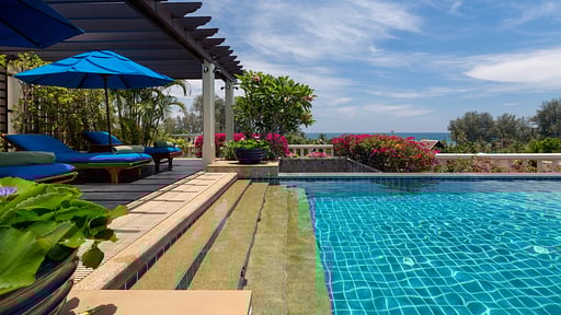 Kanika Residence Penthouse Swimming pool 1