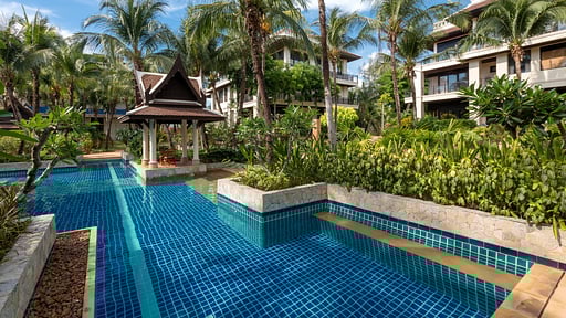 Kanika Residence Penthouse Swimming pool 2
