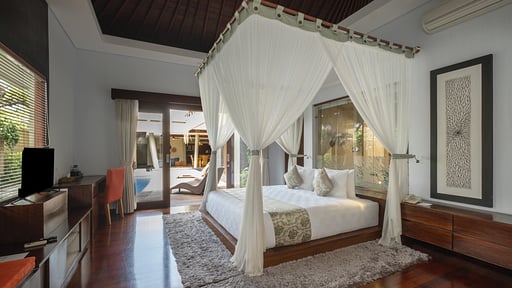 The Kasih Villa Tiga Bedroom 1