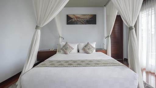 The Kasih Villa Tiga Bedroom 2