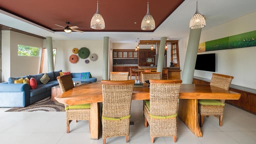 The Kasih Villa Tiga Dining area