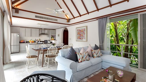 Katamanda Tropical View Villa B3 Гостиная