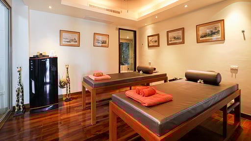 Katamanda Kinnaree Others