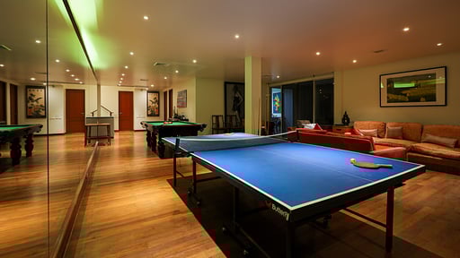 Katamanda Kinnaree Table tennis