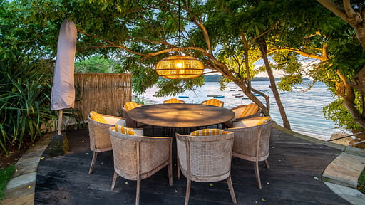 Katoni Villa Dining area 