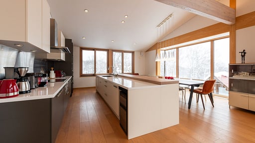 Kazane Chalet Dining area